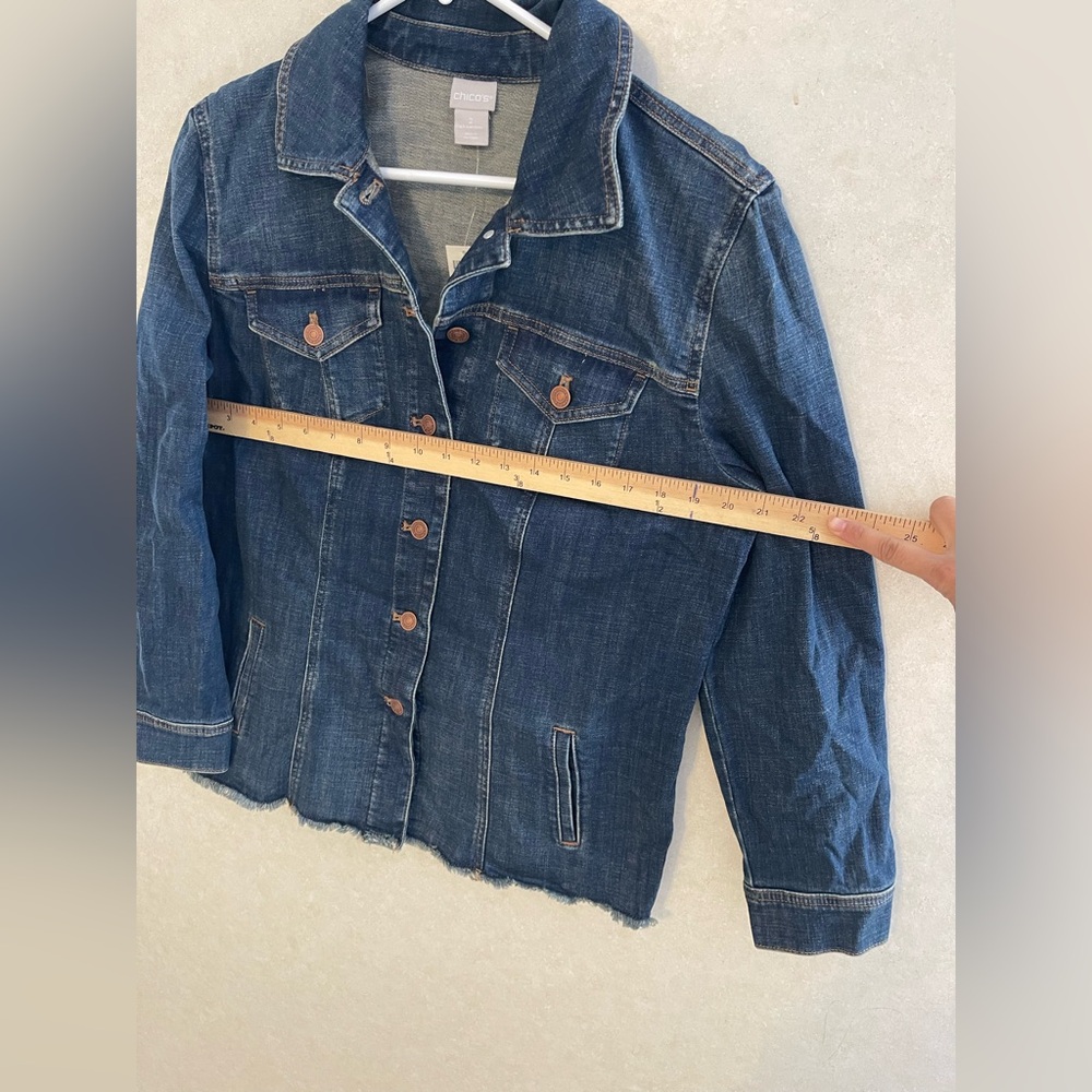 Chicos Classic Denim Jacket size 2-L Jeans Button - Picture 4 of 9